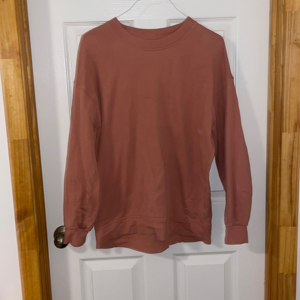 Lululemon Perfectly oversized crew in the color pink Savannah